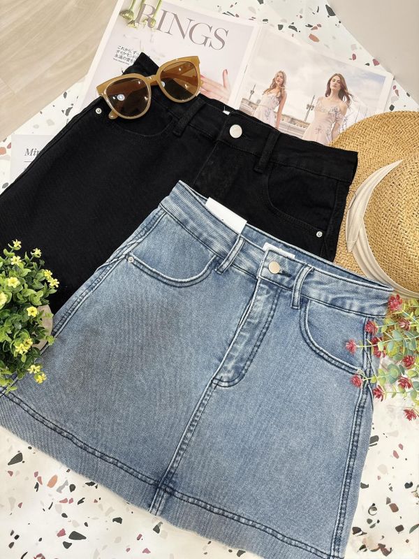 簡約單寧顯瘦牛仔裙 簡約單寧顯瘦牛仔裙