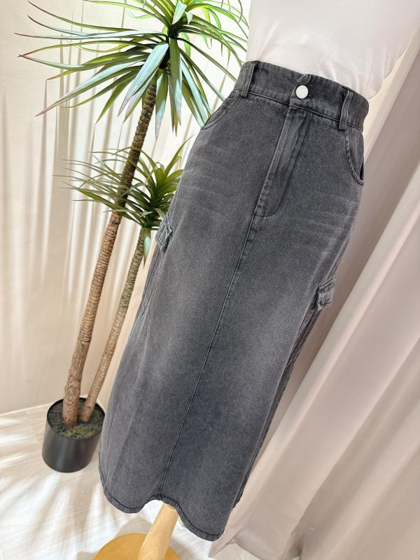 大口袋造型工裝牛仔長裙 大口袋造型工裝牛仔長裙