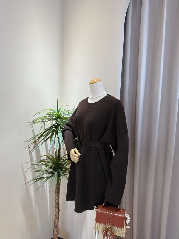 圓領綁帶針織長版上衣 圓領綁帶針織長版上衣