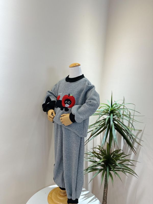 蘋果貓加絨套裝 蘋果貓加絨套裝