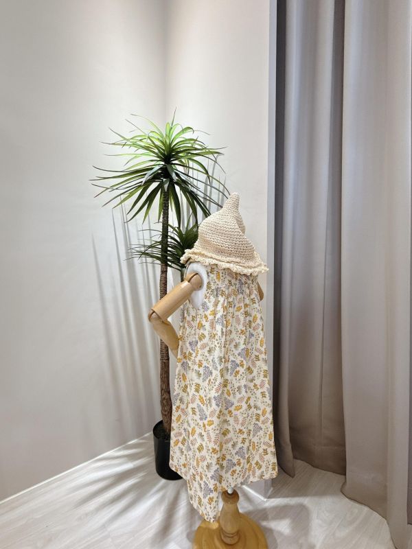 翻領小碎花洋裝 翻領小碎花洋裝