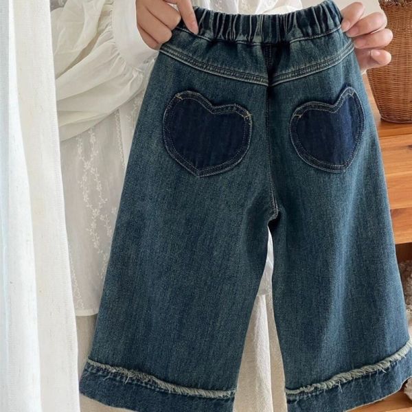 後口袋雙愛心牛仔褲 後口袋雙愛心牛仔褲