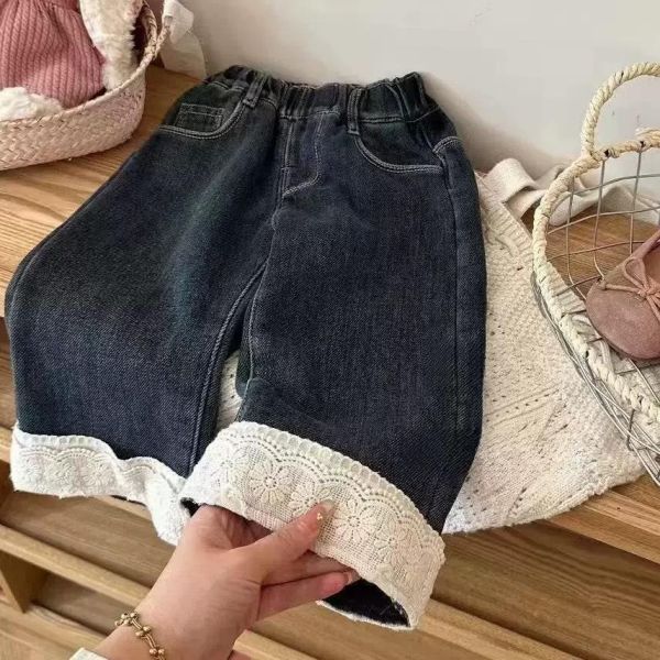 蕾絲勾花加絨牛仔褲 蕾絲勾花加絨牛仔褲