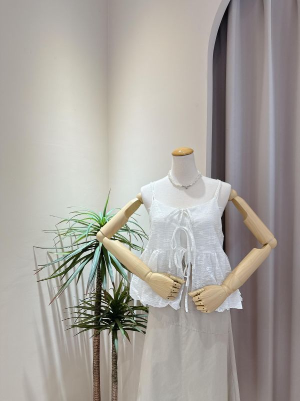 花苞下擺綁帶細肩帶背心 花苞下擺綁帶細肩帶背心