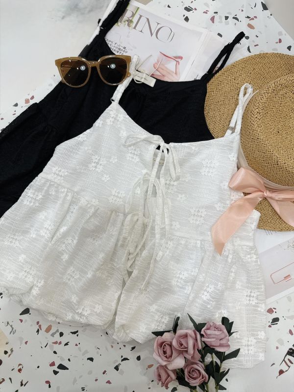 花苞下擺綁帶細肩帶背心 花苞下擺綁帶細肩帶背心