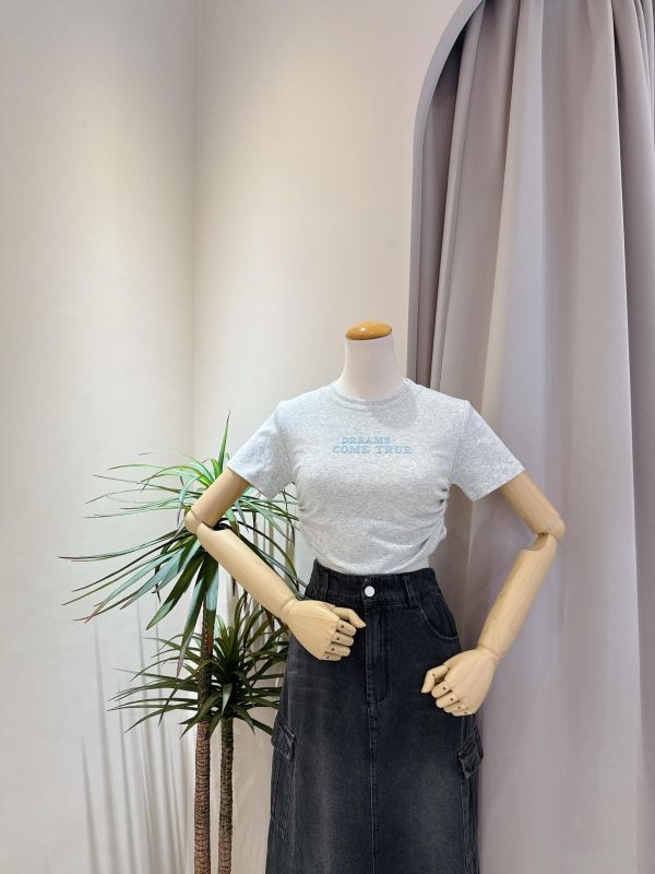 雙側抽繩字母修身上衣 雙側抽繩字母修身上衣