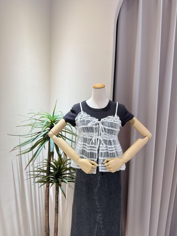 唯美蕾絲綁帶背心 唯美蕾絲綁帶背心