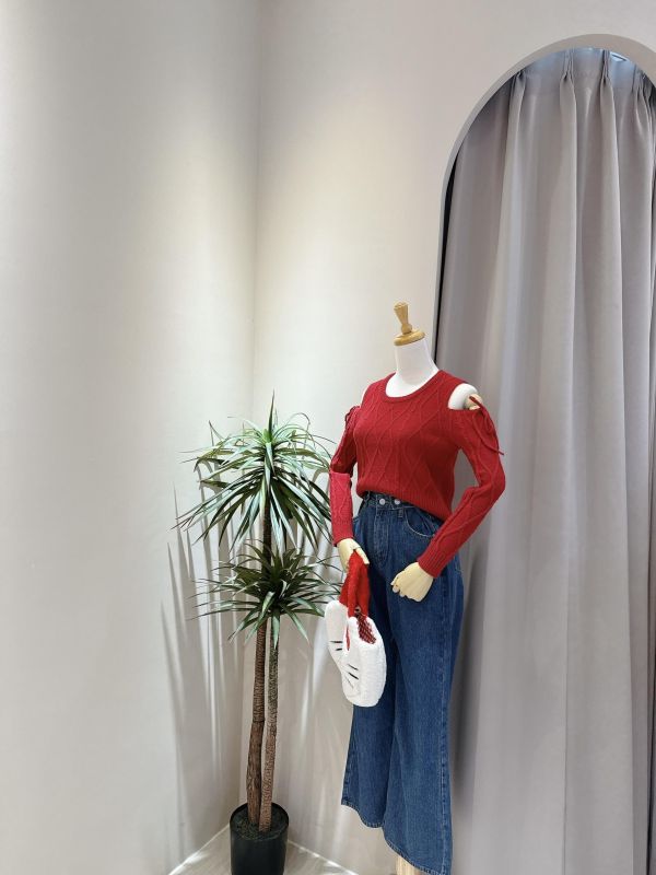 挖肩綁帶小復古針織毛衣 挖肩綁帶小復古針織毛衣