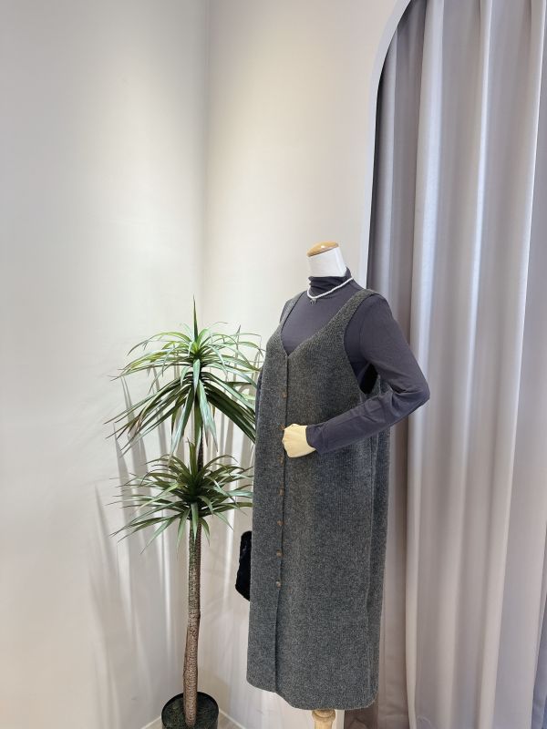 混色針織吊帶背心裙 混色針織吊帶背心裙