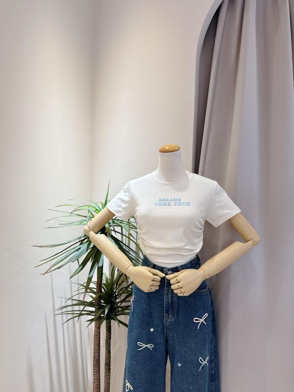 雙側抽繩字母修身上衣 雙側抽繩字母修身上衣