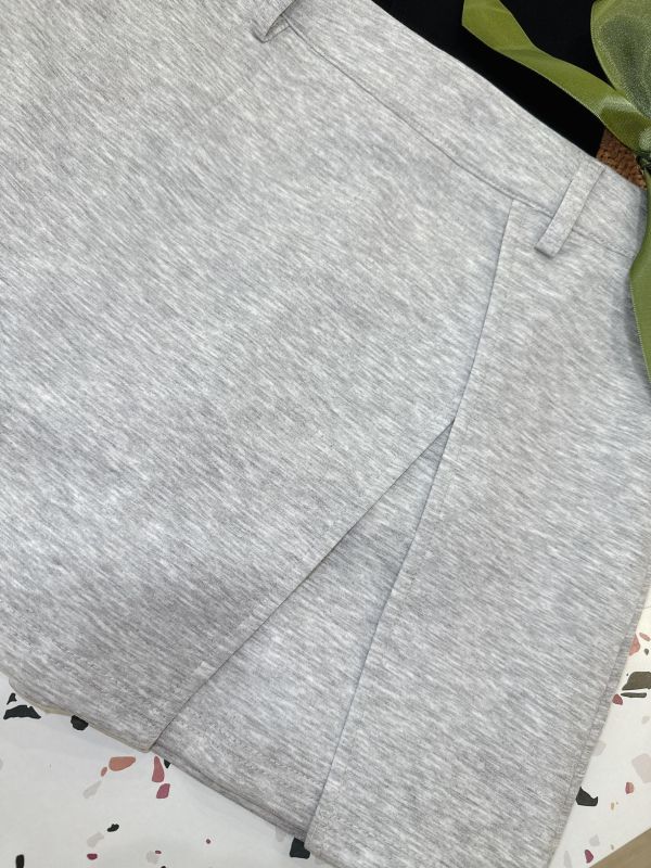 質感小開衩太空棉褲裙 質感小開衩太空棉褲裙