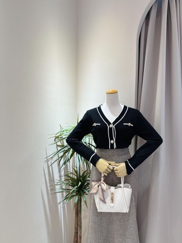 質感小香風排釦針織上衣 質感小香風排釦針織上衣