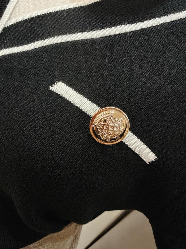 質感小香風排釦針織上衣 質感小香風排釦針織上衣