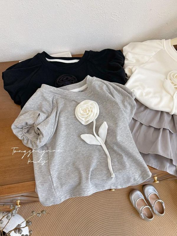 立體玫瑰花上衣 立體玫瑰花上衣