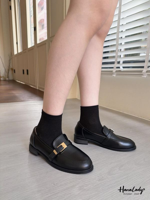 WTB24 職場必備軟底牛皮樂福鞋 