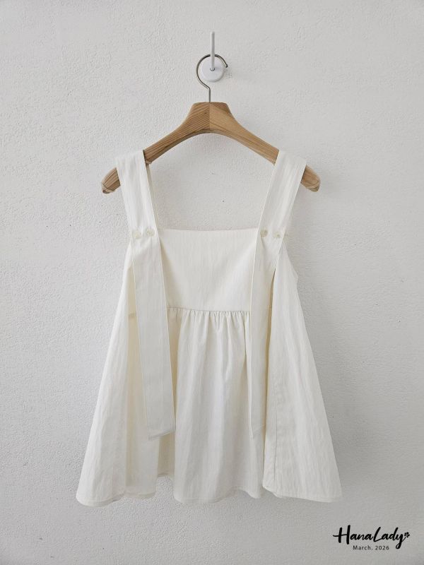 LSA15 方領釦帶肩設計裙襬上衣 