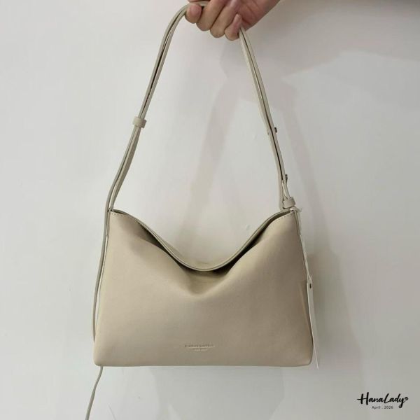 LFB04 羊皮質感磁吸釦袋包 