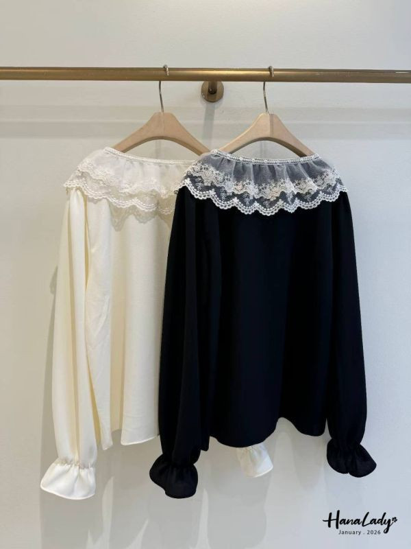 LEA58 蕾絲拼接娃娃領上衣 