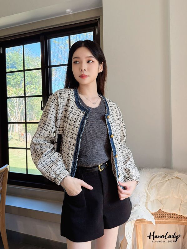 WJB41 十字格紋輕巧毛呢外 