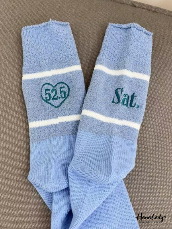 WJB31 刺繡珊瑚絨拼接棉襪 