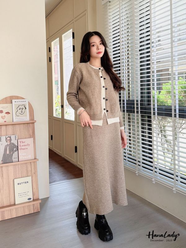 WQA80 假兩件配色排釦套裝 