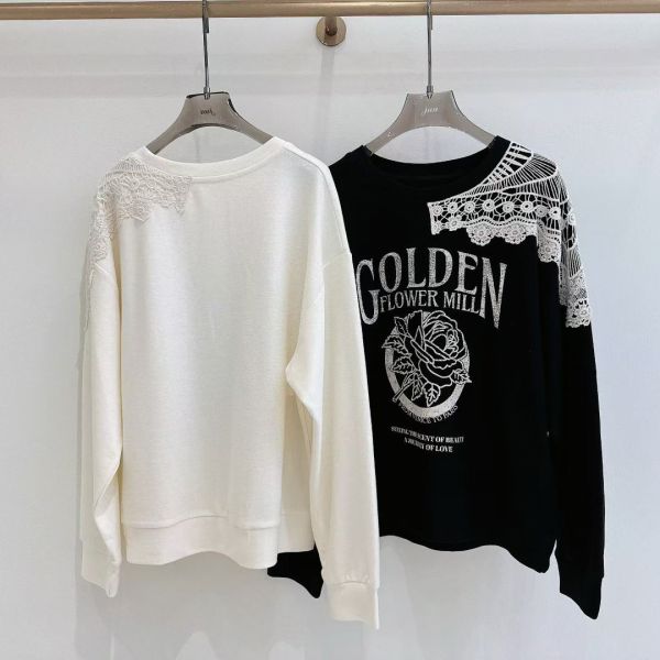 WQA23 設計感單側蕾絲肩印花T 