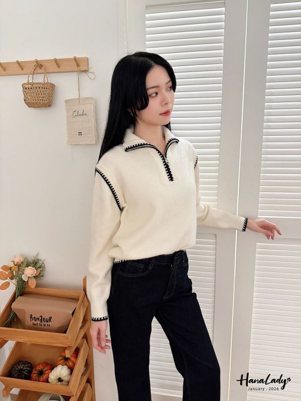 LEA70 拉鍊領設計線條針織上衣 