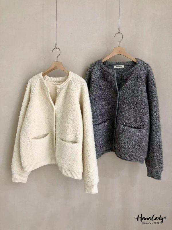 LEB03 百搭Q毛口袋針織排釦外 