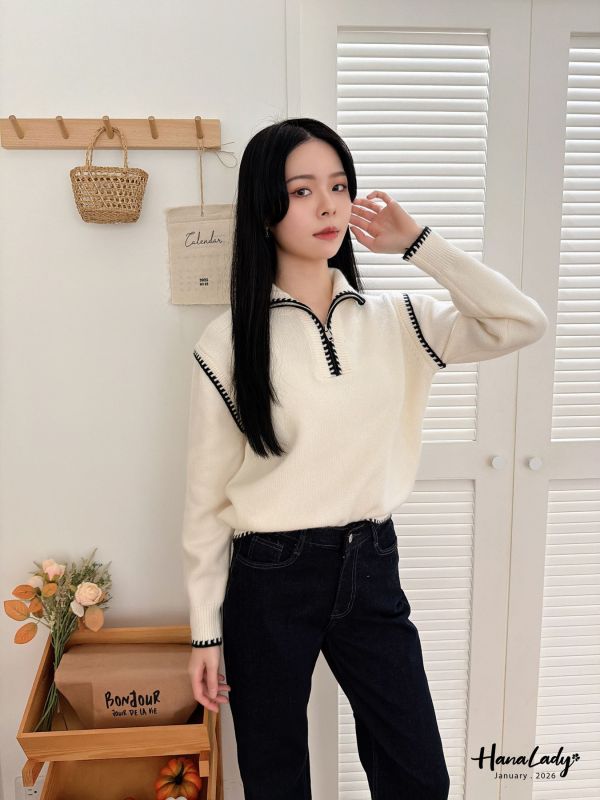 LEA70 拉鍊領設計線條針織上衣 