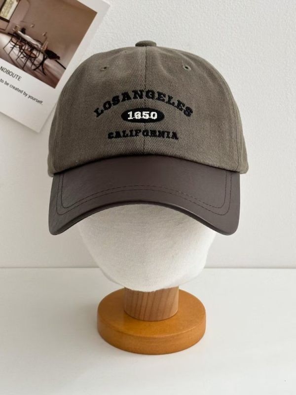 WQB37 休閒皮革鴨舌帽 