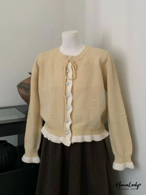 WJA17 減齡必買簍空愛心針織外 