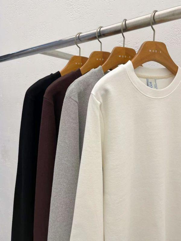 WQA77 微厚磅圓領純色上衣 