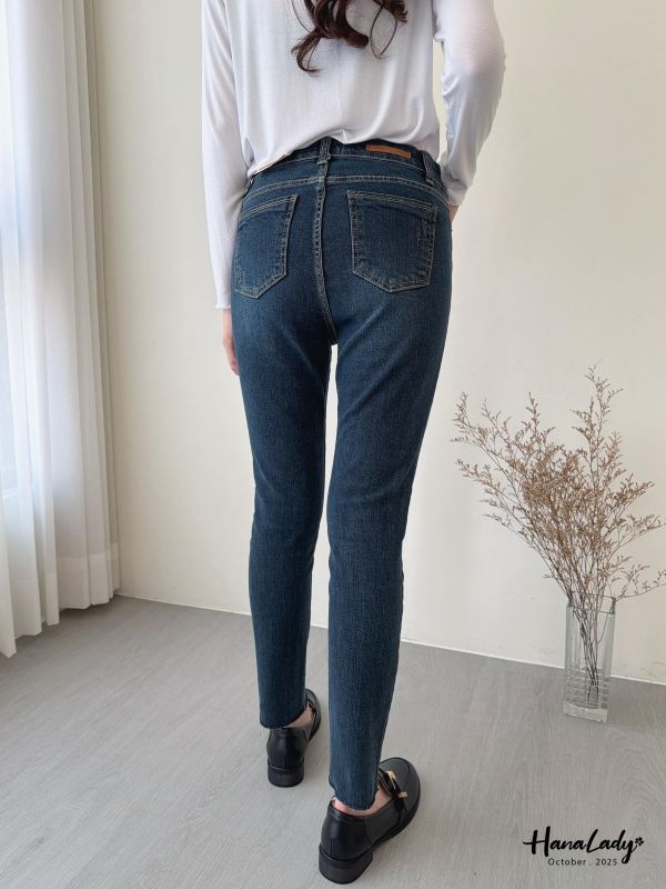 WTB18 激瘦必買貼腿版型丹寧褲 