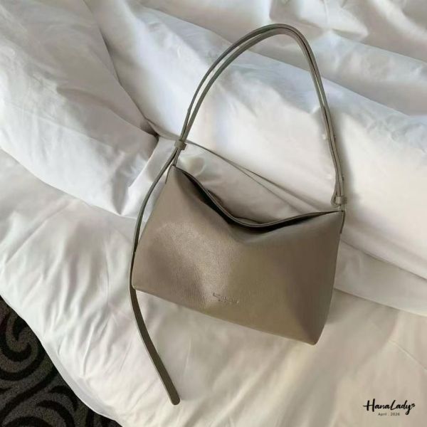 LFB04 羊皮質感磁吸釦袋包 