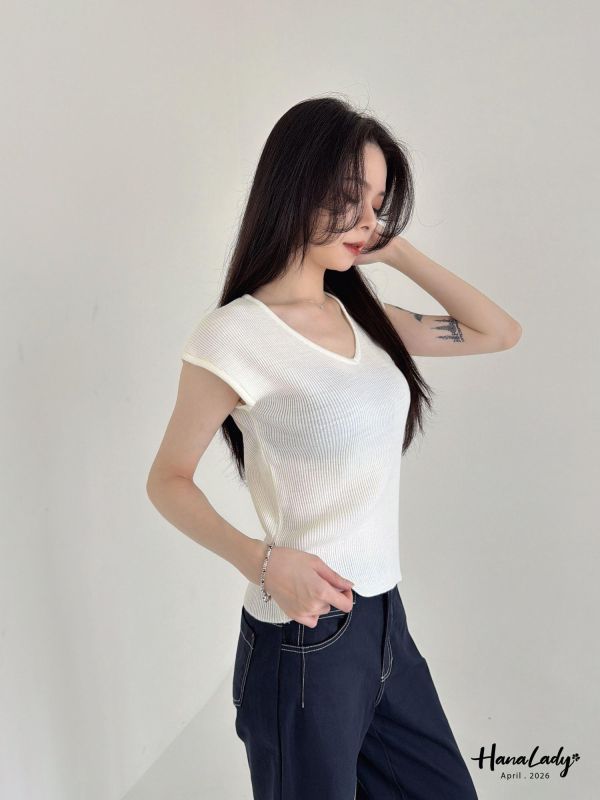 LFA06 坑條V領百搭針織背心 