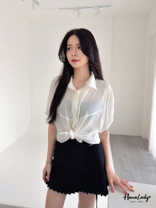 LFA52 俐落感排釦翻領衫 