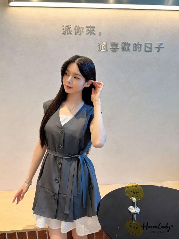 LLA87 精緻小花布蕾絲短洋 
