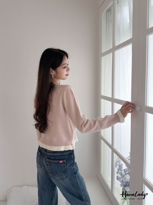 WJA17 減齡必買簍空愛心針織外 