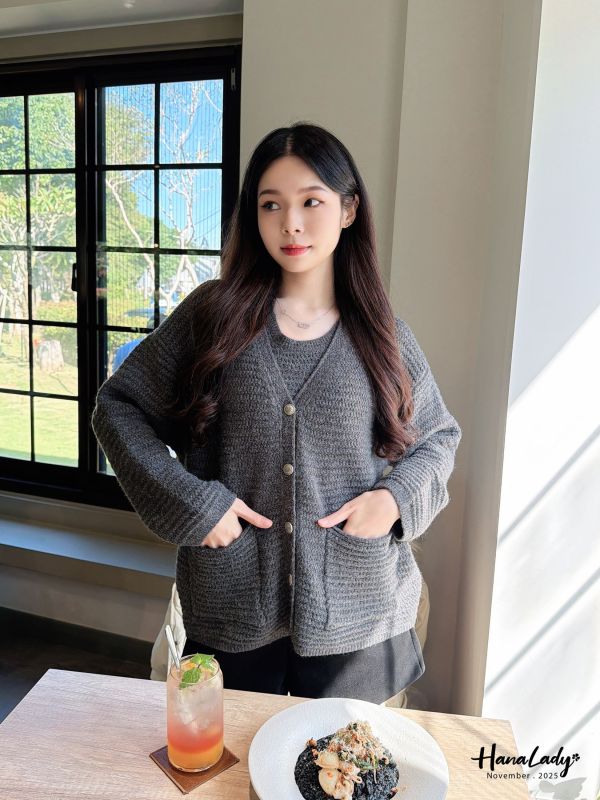 WJB37 超質感兩件式波浪勾針織上衣 