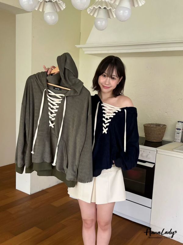 WJA35 繞繩領設計寬版帽T 