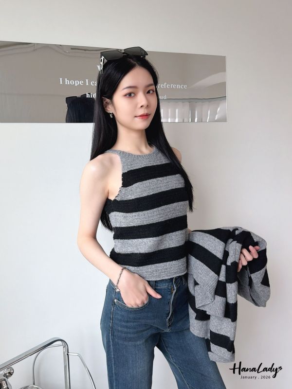 LEA13 兩件式削肩背心排釦針織上衣 