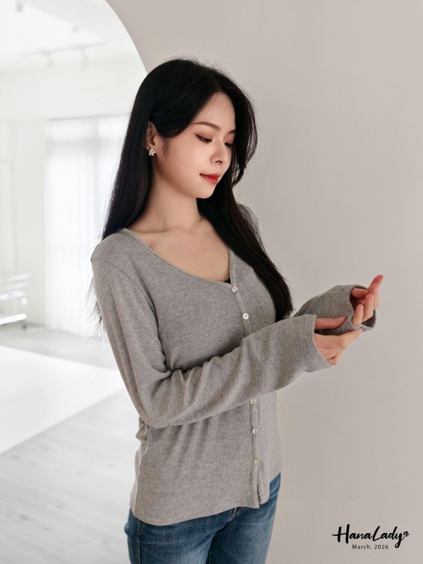 LSA35 溫柔貝殼排釦針織衫 