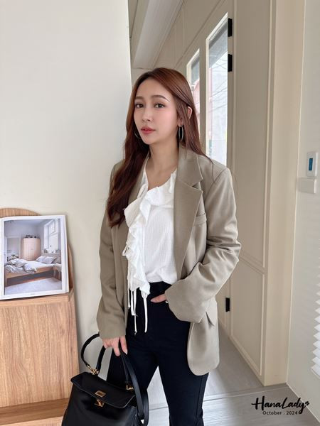 FTA15 浪漫荷葉領綁帶上衣 