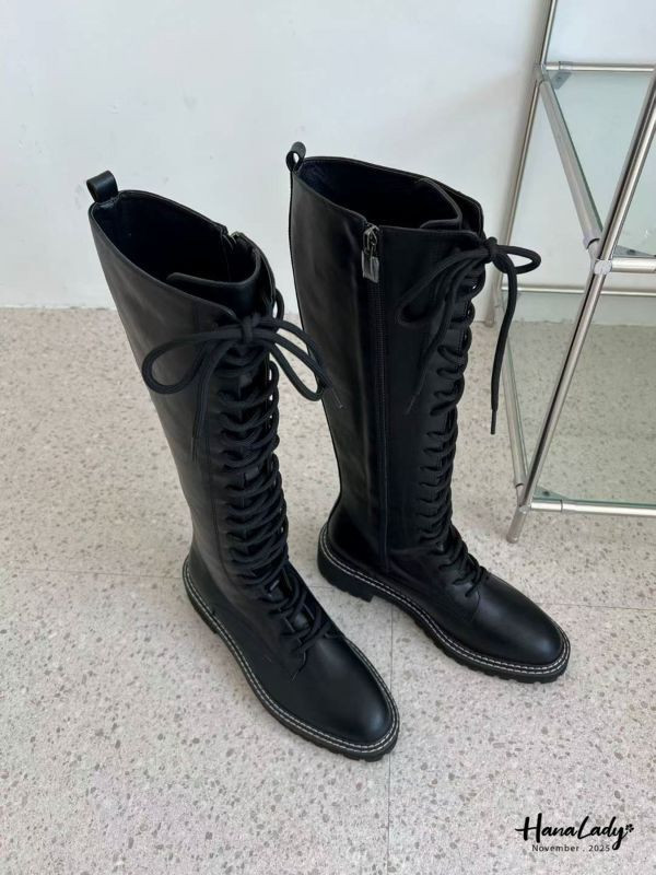 WJB46 帥氣車線綁帶牛皮長靴 