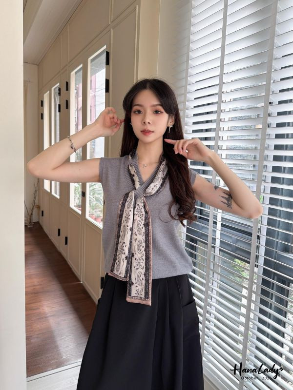 WTA14 造型圖騰絲帶背心 