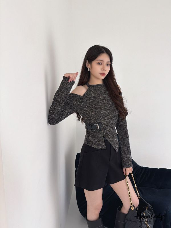 WJA51 設計感掛脖挖肩開衩上衣 