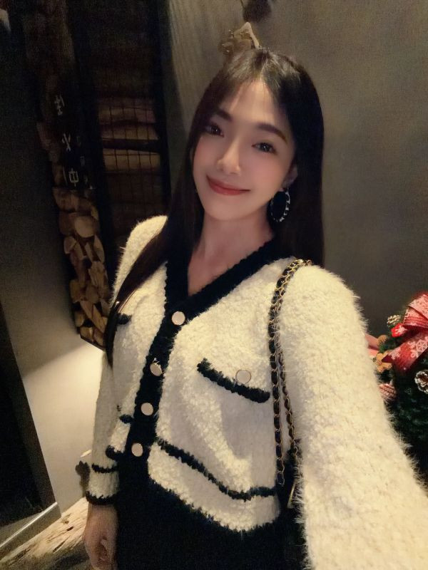 WQB73 小香風線條嫩Q針織上衣 