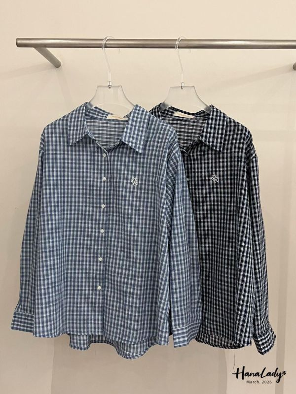 LSA18 高質感字母刺繡格子襯衫 