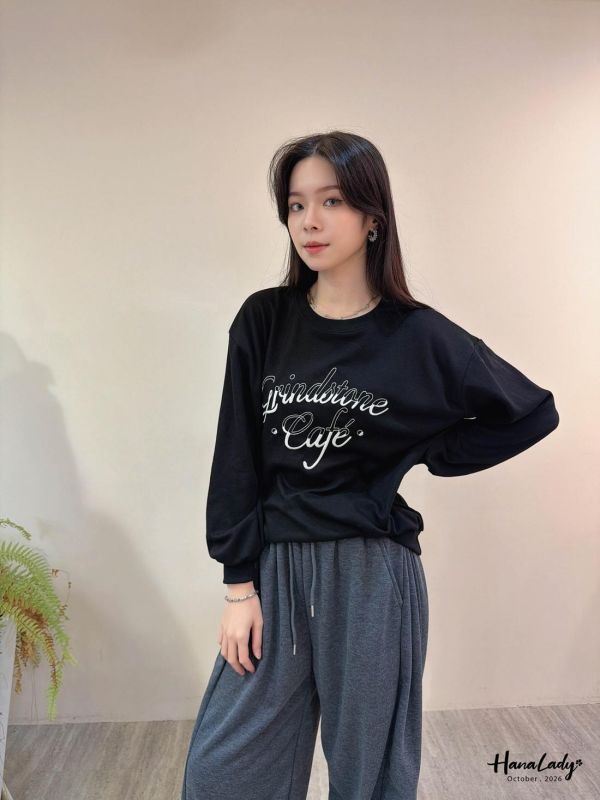 LTA49 立體刺繡字母長版大學T 