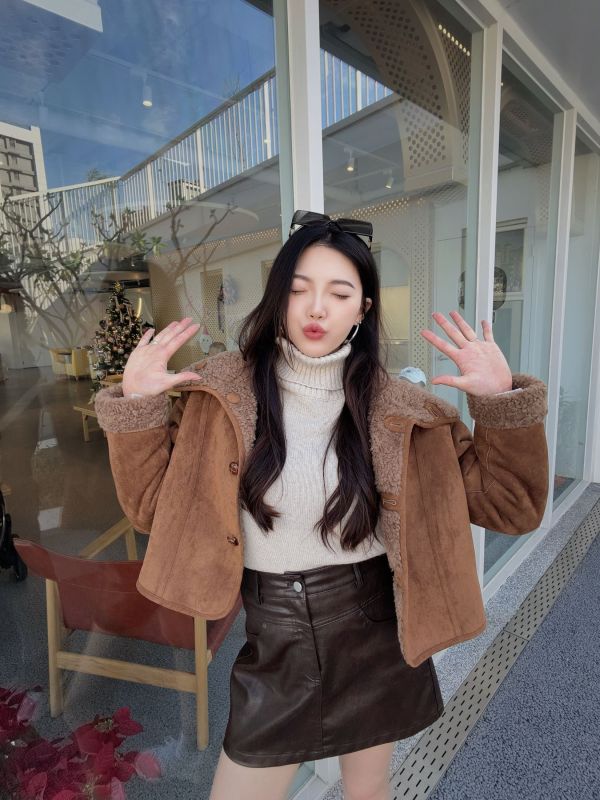WQB23 兩面都能穿Q毛麂皮外套 